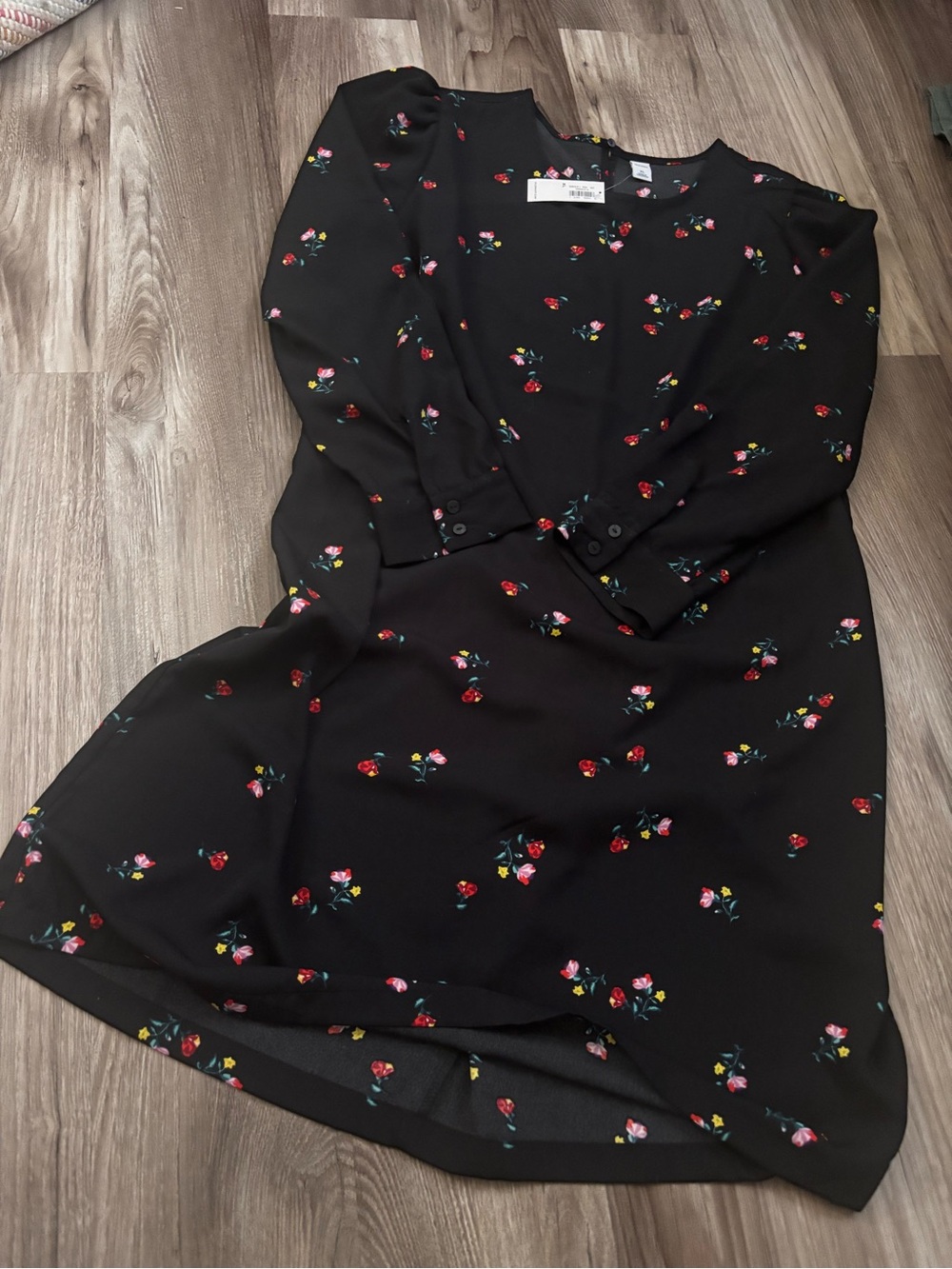 Old Navy Black Long-Sleeve Floral Midi Dress